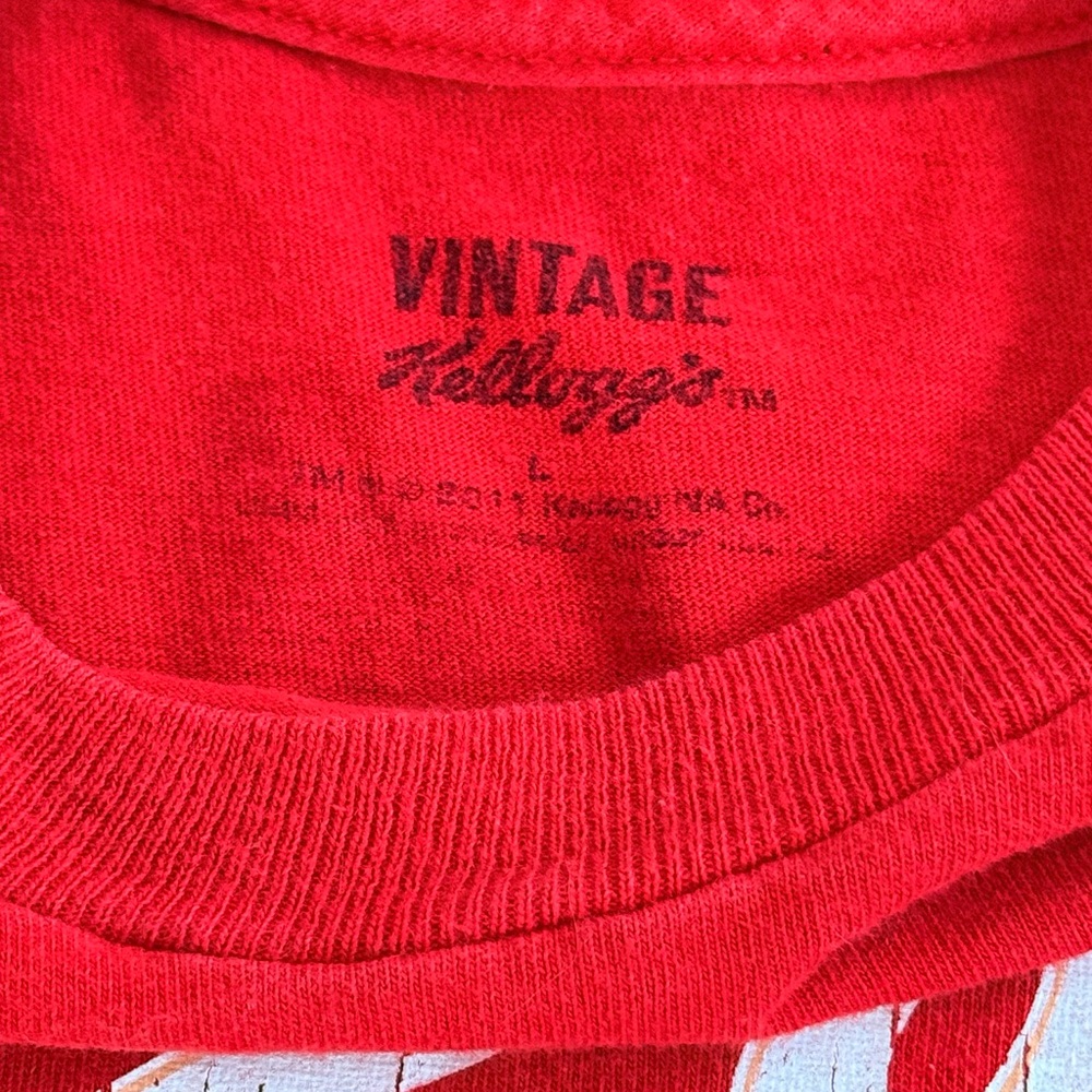 L’eggo my Eggo Red Cropped Graphic Tee - Picture 3 of 4